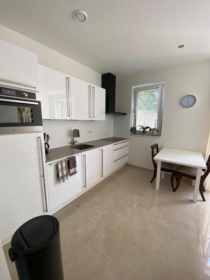 Charivy'S Guesthouse Koudekerke Bagian luar foto